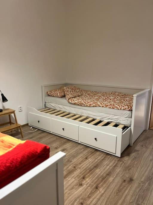 Rodinny Apartman Nedaleko Centra Банска бистрица Екстериор снимка