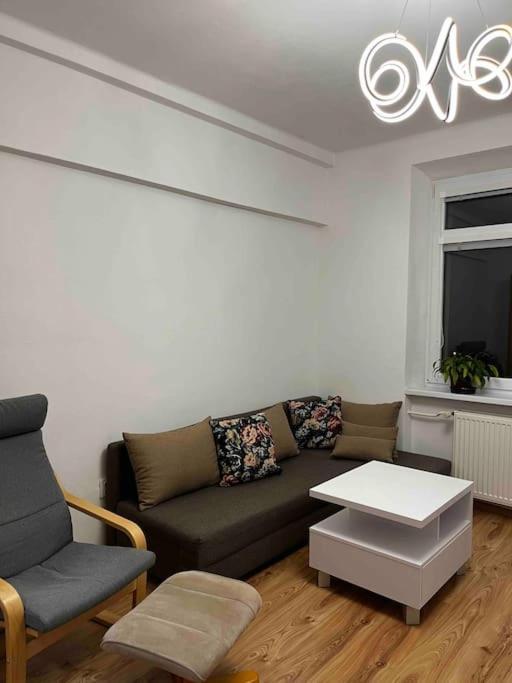 Rodinny Apartman Nedaleko Centra Банска бистрица Екстериор снимка